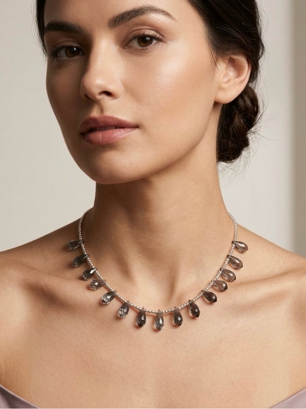 New Elegant Silver Teardrop Necklace